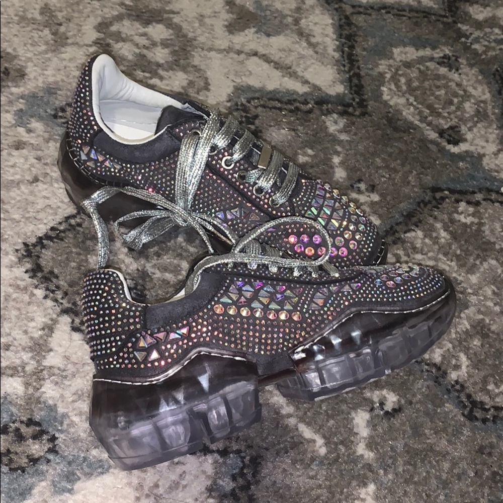 La sheelah sneakers